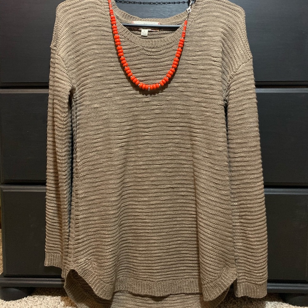 🧡⭐️🔥 Pink Rose women’s size Medium sweater